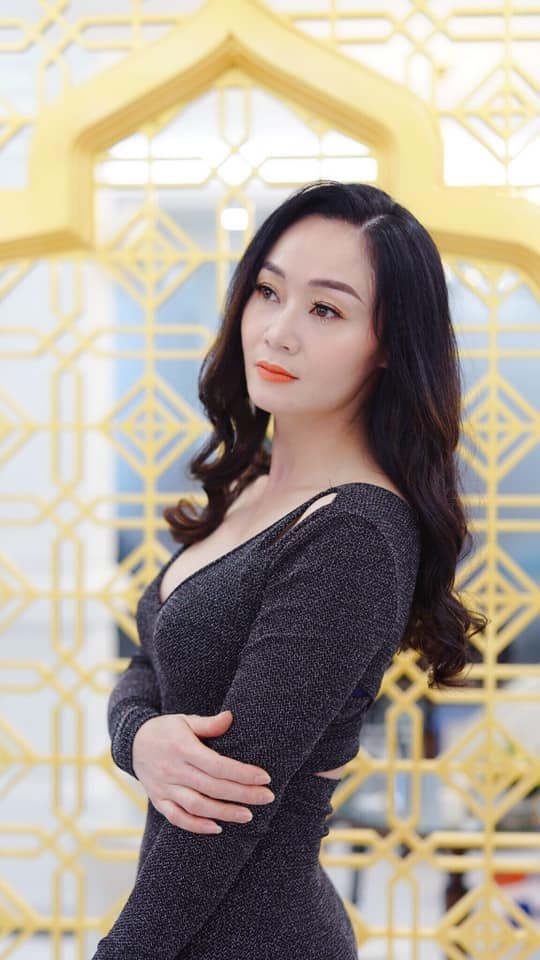 Vóc dáng thon gọn của Quách Thu Phương khiến nhiều người trầm trồ.