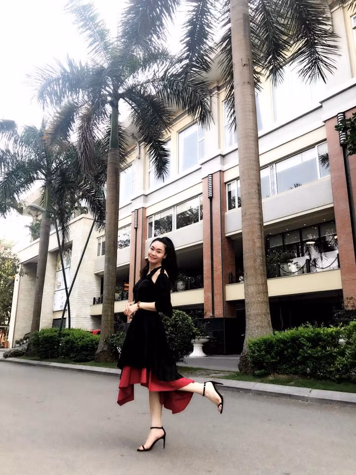 Từng trải qua một cuộc hôn nhân đổ vỡ, Quách Thu Phương hiện tận hưởng cuộc sống yên bình bên ông xã và hai con.