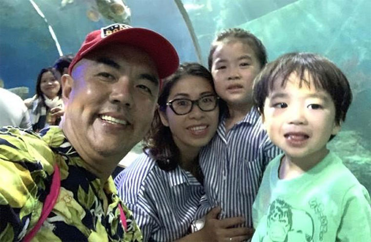 Trong cuộc sống không tránh khỏi những lúc cãi vã nhưng vợ chồng Quốc Thuận không bao giờ to tiếng tranh cãi nhau mà luôn giữ bình tĩnh và sau đó ai sai người đó sẽ nhận lỗi.