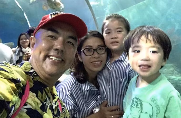 Trong cuộc sống không tránh khỏi những lúc cãi vã nhưng vợ chồng Quốc Thuận không bao giờ to tiếng tranh cãi nhau mà luôn giữ bình tĩnh và sau đó ai sai người đó sẽ nhận lỗi.