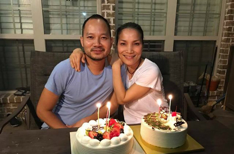 Không cần quần áo hàng hiệu, trang điểm cầu kỳ, nhưng trông Hồng Ngọc vẫn rạng ngời, xinh đẹp bên chồng, Thomas Tâm Nguyễn.