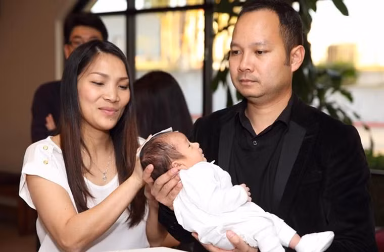 Những lúc không đi diễn cô ăn mặc vô cùng giản dị.