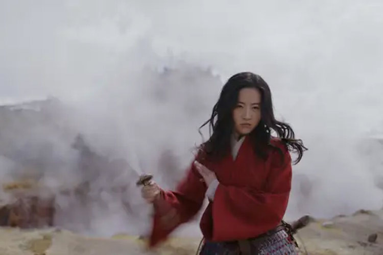 Diễn xuất của diễn viên chính chưa tốt nên ảnh hưởng tới mạch cảm xúc của bộ phim.