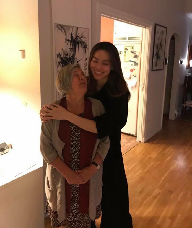 Trong thời gian yêu Hồ Ngọc Hà, chàng diễn viên gốc Thụy Điển đã nhiều lần đưa cô về ra mắt gia đình anh.