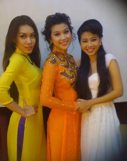 Nói tới Ốc Thanh Vân mà không nhắc tới người bạn thân thiết của Mai Phương, nữ ca sĩ Trương Bảo Như thì là một thiếu sót. Bảo Như thân với Mai Phương khi cùng tham gia chương trình Bước chân hai thế hệ từ 10 năm trước. Hai người thân nhau tới mức còn gọi nhau là vợ, chồng và có chuyện gì vui buồn Mai Phương đều tâm sự với Bảo Như.