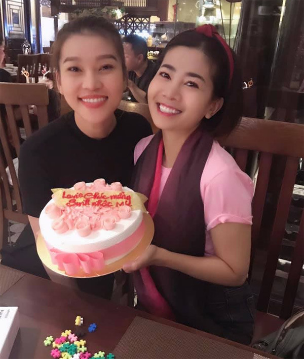 Cũng giống như Ốc, dù con trai còn nhỏ, nhưng Trương Bảo Như đã thu xếp công việc gia đình, dành thời gian tối đa cho bạn, nhất là những khi Mai Phương phải nhập viện điều trị.