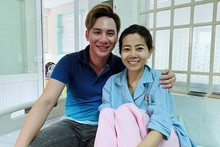 Nam MC Ngọc Châu, một người bạn của Mai Phương đã dành tặng toàn bộ số tiền thưởng anh có được khi tham dự chương trình Tình Bolero 2020 để nữ diễn viên thêm chi phí chữa bệnh.