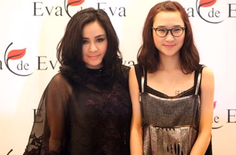 Mối tình sét đánh của Thanh Lam với người chồng đầu nhanh chóng tan vỡ với kết quả là một cô con gái chung (ảnh).