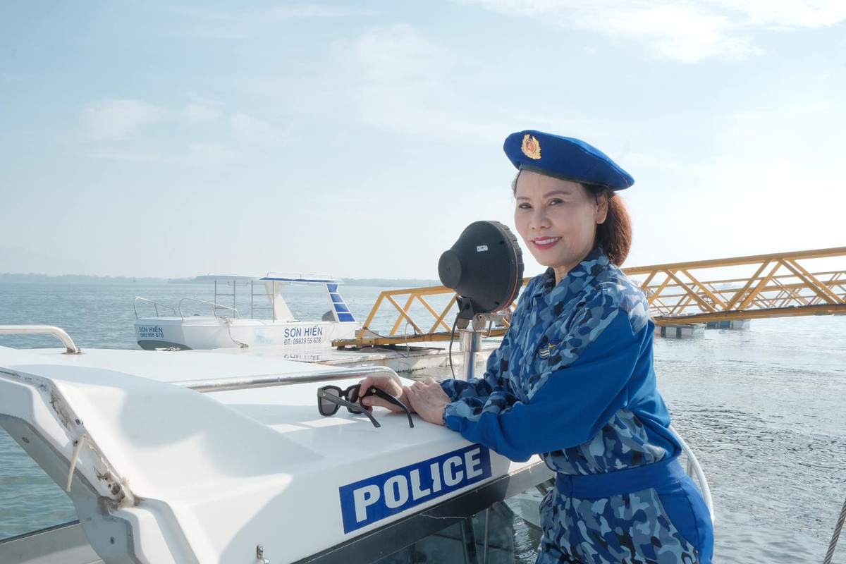 Ngắm những bức ảnh người phụ nữ 5X chia sẻ lên trang cá nhân, bạn bè phải thốt lên trông bà chỉ như phụ nữ 8X.