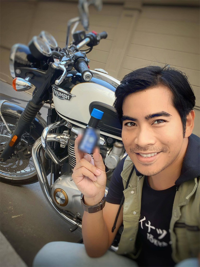 Sau khi chia tay, Thanh Bình sống một mình và thường chia sẻ những status đầy tâm sự trên trang cá nhân. Nam diễn viên vẫn cùng vợ cũ chăm sóc con trai.