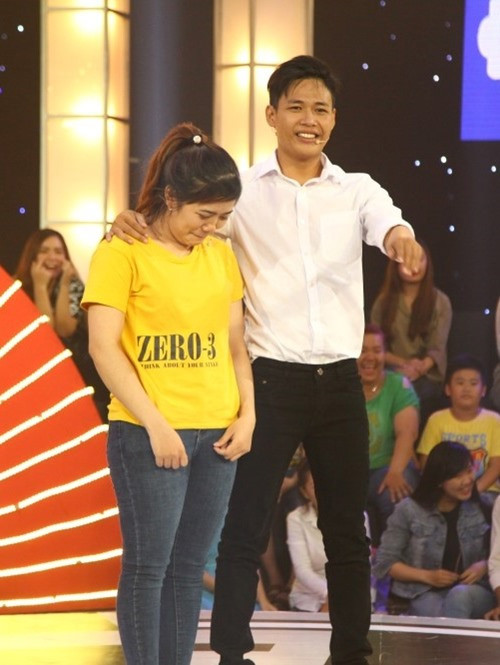 Theo chia sẻ của “hot boy trà sữa”, phải mất hai năm sau cuộc thi Thách thức danh hài, anh mới trở lại cuộc sống bình thường.