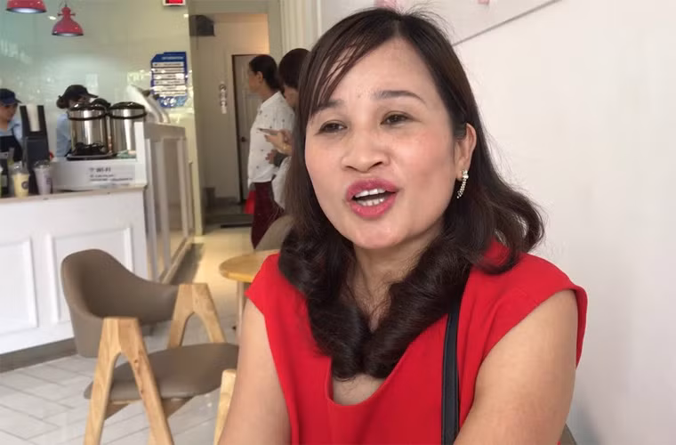 Ngoài ra, nữ diễn viên hài cũng lập một kênh Youtube riêng để tương tác với khán giả nhiều hơn.