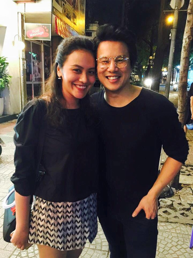 “Hôm nay là được 3 năm... 3 năm thiên đường! Anh cám ơn em đã chọn anh”, Thanh Bùi cảm ơn vợ trong dịp kỷ niệm 3 năm ngày cưới.