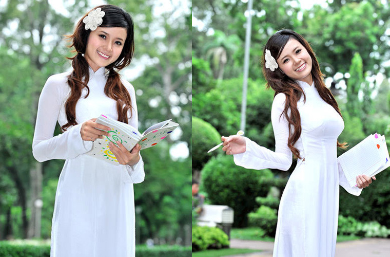 Khi đi học, Midu từng là học sinh giỏi 12 năm, năm 2008 cô xuất sắc đỗ á khoa của Trường Đại học Kiến trúc chuyên ngành thiết kế thời trang.