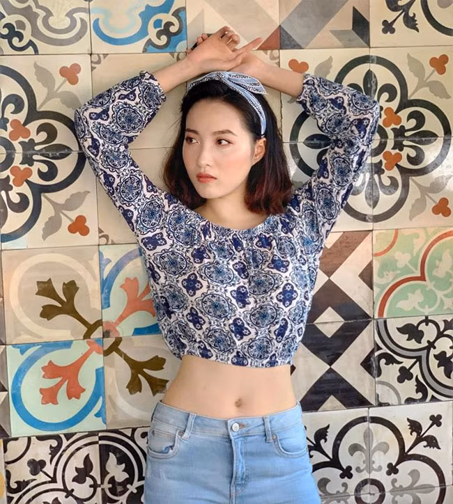 Trước khi tham gia bộ phim "Truyền thuyết về Quán Tiên", tác phẩm nhận giải Bông sen bạc tại LHP Việt Nam lần thứ 21, Mai Anh đã được khán giả truyền hình quen mặt qua vai Trúc trong phim "Những cô gái trong thành phố".