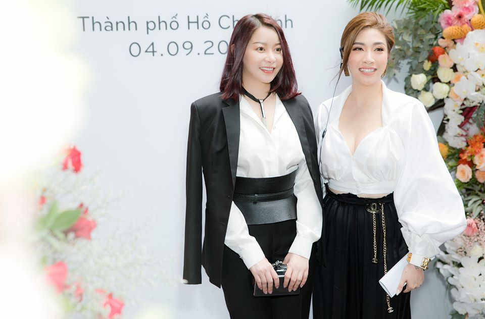 Trước đó, Nguyễn Trần Hải Dương và Pha Lê cũng có mối quan hệ khá thân thiết. Nữ ca sĩ cho biết cô cũng là một trong những nạn nhân của hoa hậu này.