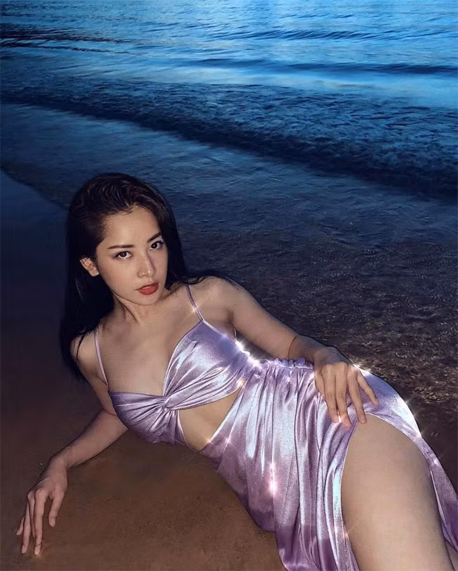 Nhưng trong suốt 3 năm qua, Chi Pu chưa gây ấn tượng với tư cách ca sĩ. Các sản phẩm âm nhạc của cô không được đánh giá cao bởi giọng hát thiếu nội lực.