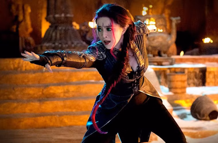 Sự nghiệp của Phạm Băng Băng cũng từ đó thành công không ngừng. Năm 2003, Phạm Băng Băng lại ghi dấu ấn với vai nữ chính trong Cell Phone (Điện thoại di động) của đạo diễn Phùng Tiểu Cương. Nhờ vai diễn này cô giành giải Nữ diễn viên xuất sắc nhất ở giải Bách Hoa lần thứ 27. Cô còn tham gia một số bom tấn Hollywood như X-Men: Days of Future Past (ảnh).