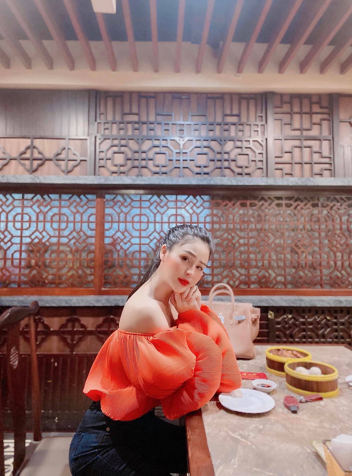 Ve goi cam cua nu chinh “Huong duong nguoc nang” Luong Thu Trang-Hinh-10