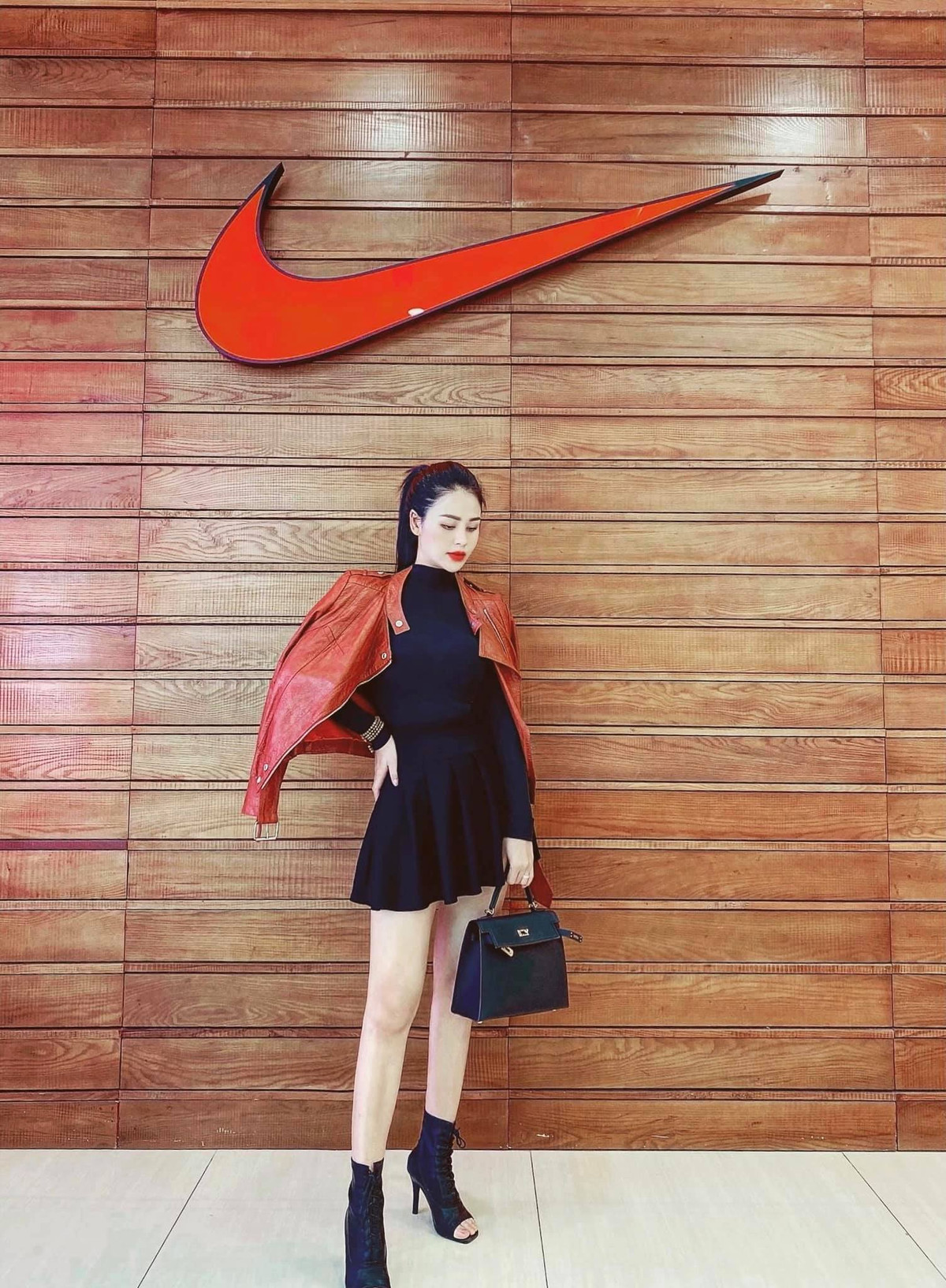 Ve goi cam cua nu chinh “Huong duong nguoc nang” Luong Thu Trang-Hinh-8