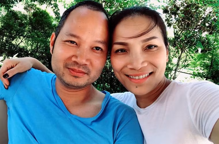 Nữ ca sĩ sinh năm 1978 được khen ngày càng xinh và đằm thắm.