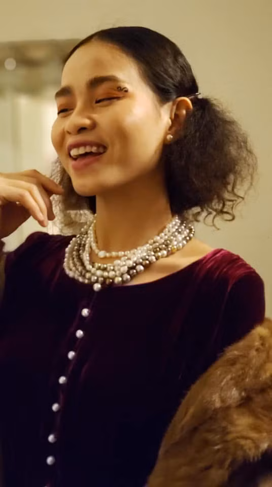 Giọng ca "Cánh lan dại" hạn chế tham gia nghệ thuật để sang Pháp du học về nhạc Jazz tại American Schook of Modern Music từ tháng 9 năm ngoái.