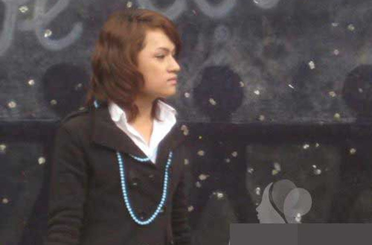 Thời kỳ chưa chuyển giới, Hương Giang được khen có vẻ ngoài nữ tính, điệu đà. Năm 2011, cô quyết tâm sang Thái Lan phẫu thuật để được trở thành nữ giới đúng nghĩa.