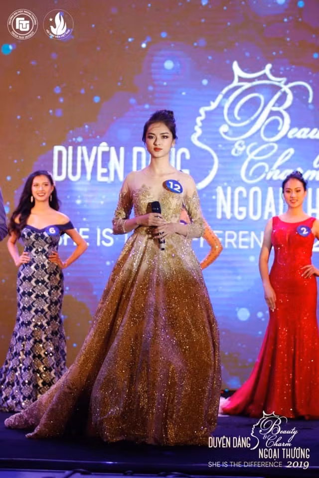 Sở hữu gương mặt và vóc dáng đẹp, Hà My được cho là thí sinh triển vọng tại cuộc thi Hoa hậu Việt Nam 2020.