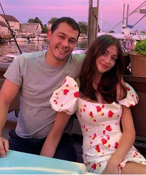 Trước đó không lâu, Emilio Vitolo Jr từng hẹn hò với nhà thiết kế thời trang Rachel Emmons.