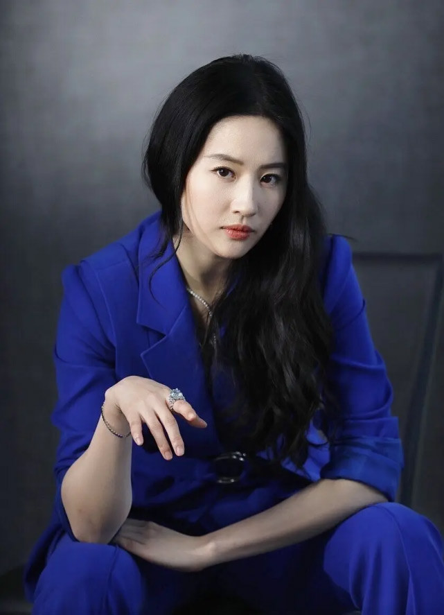 Đời thực nữ diễn viên mang vẻ đẹp xứng danh “thần tiên tỷ tỷ”.