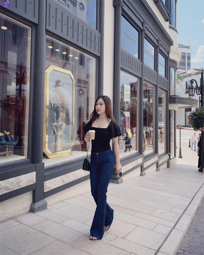 Những phút giây thảnh thơi dạo phố ở Hương Tràm khi sang Mỹ du học.