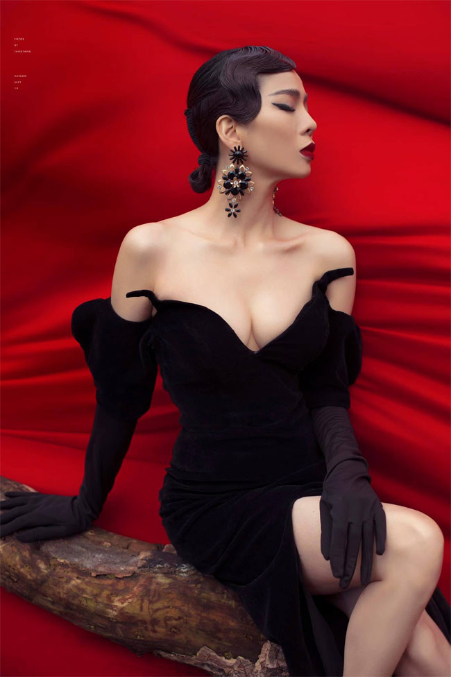 Mới đây, Lệ Quyên tuyên bố ly hôn chồng - doanh nhân Đức Huy sau 10 năm gắn bó.