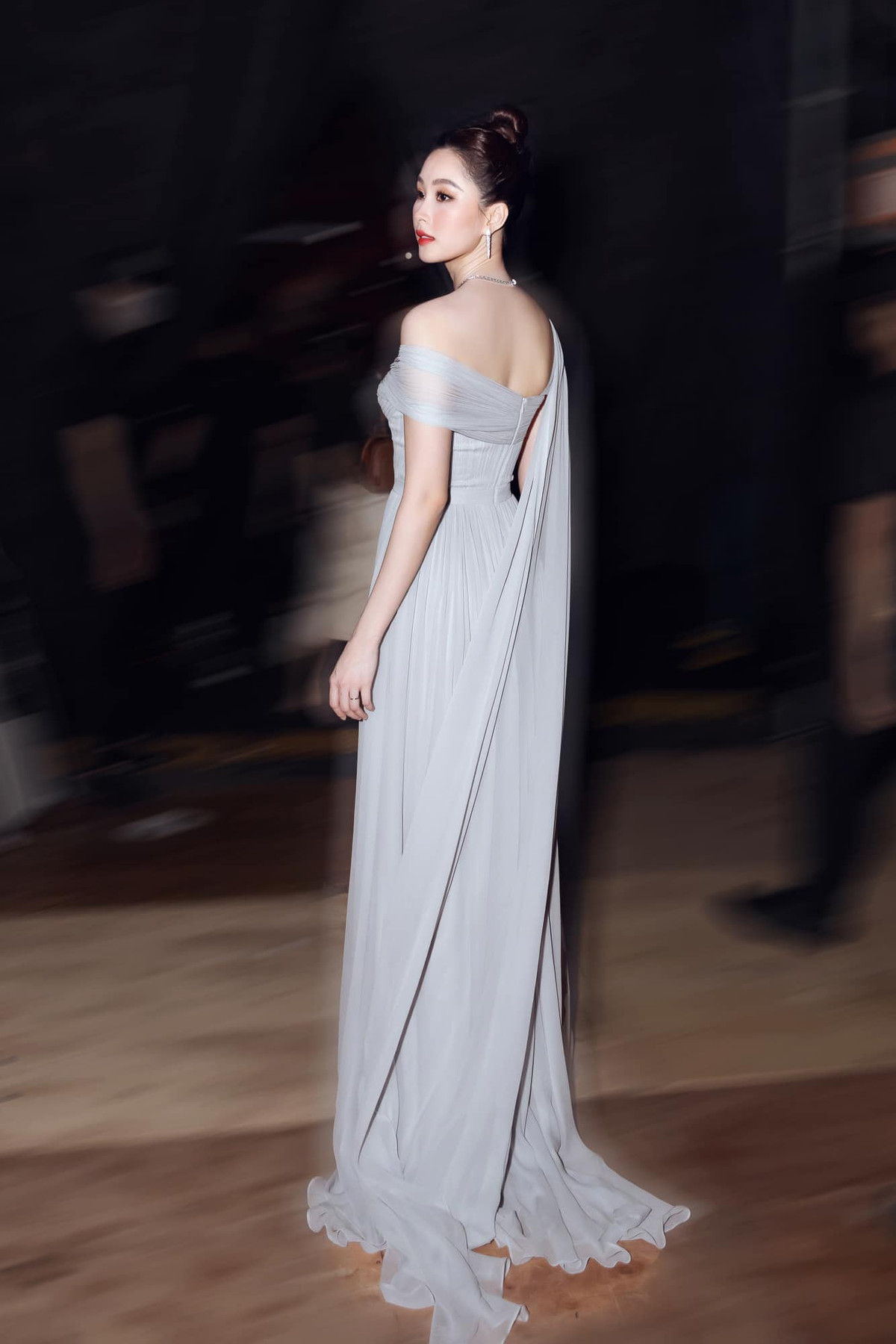 Mỗi lần xuất hiện tại sự kiện là một lần bà mẹ hai con khiến fan "lịm tim" vì quá đẹp.