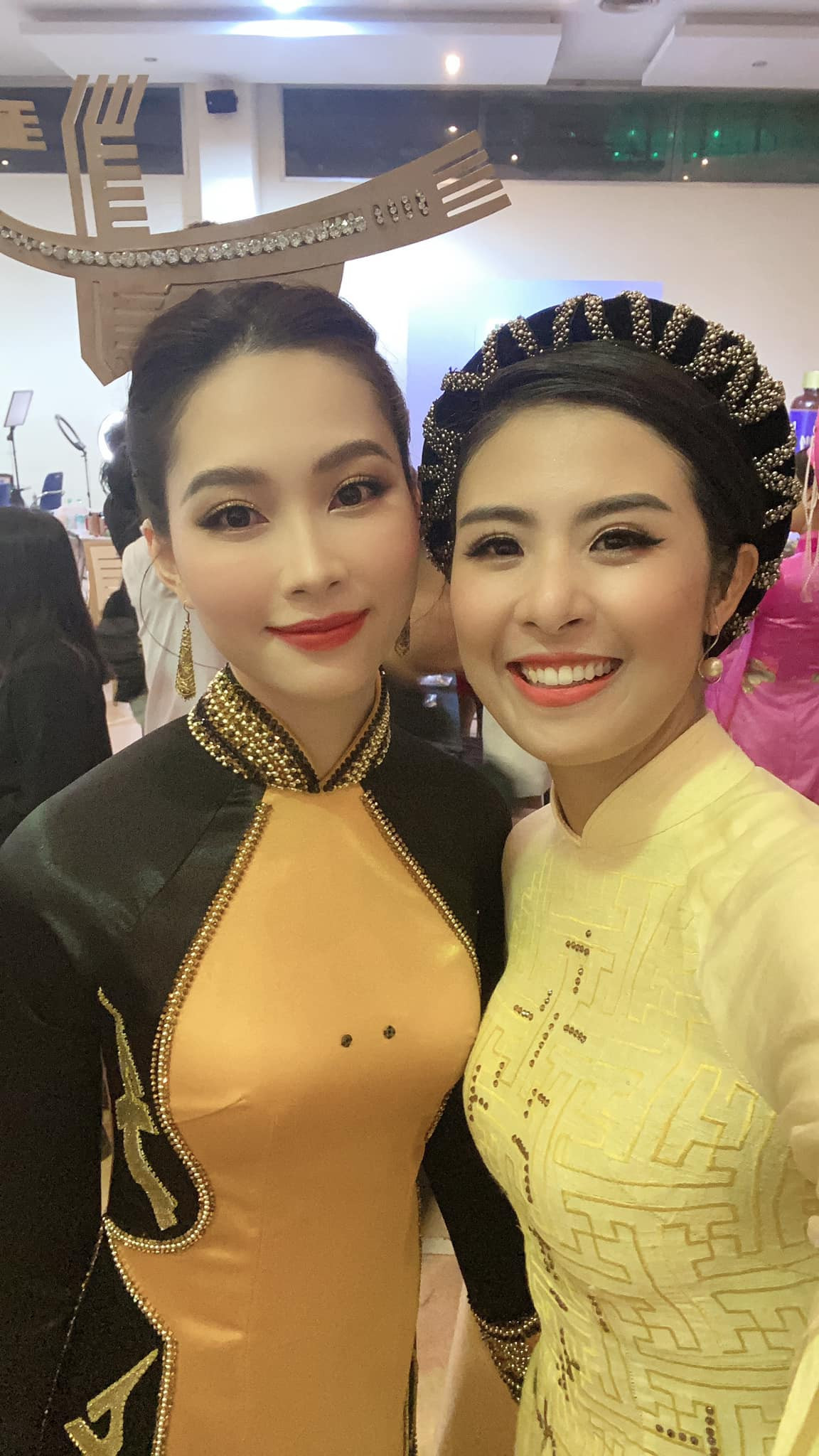 Gây chú ý nhất là bà mẹ hai con - Hoa hậu Việt Nam 2012 Đặng Thu Thảo.