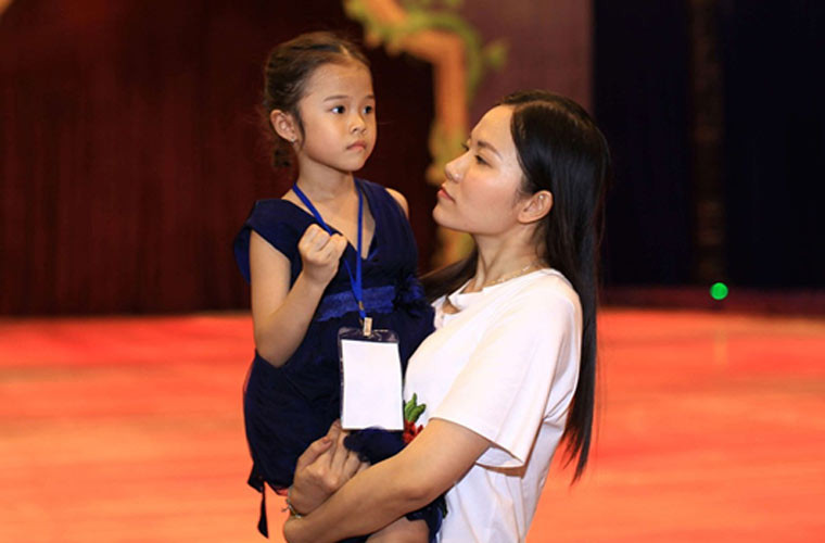 Trong suốt thời gian đó đến nay, có tháng Lâm Vinh Hải đưa tiền trợ cấp, có tháng không nên Lý Phương Châu đã quyết định không nhận trợ cấp nuôi con của chồng cũ nữa.