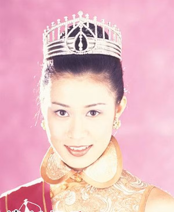 Xa Thi Man chuan dang cap “chi dai”, xinh dep, so huu tai san khung 600 ty