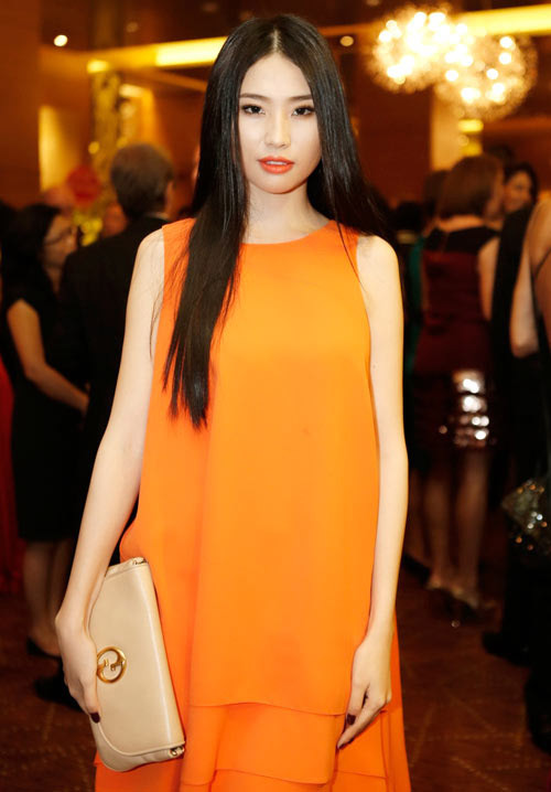 Sau cuộc thi hoa hậu, Minh Thư tiếp tục theo học ở Cao đẳng Kinh tế đối ngoại TP.HCM và cuộc sống khá khó khăn.