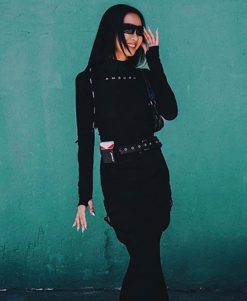 Nữ rapper sinh năm 1990 gặt hái được nhiều thành công từ khi còn rất trẻ. Tuy vậy, Suboi từng trải qua nhiều biến cố gia đình và chuyện tình cảm không suôn sẻ ở tuổi 17 khi bị bạn trai cũ bạo hành.