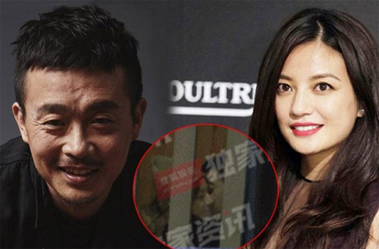 Theo Sohu, sau buổi ăn uống đó, Triệu Vy và Lý Phi còn đi hát karaoke tới sáng.