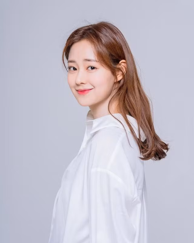 Sau khi đăng quang, tân Hoa hậu Hàn Quốc quyết định giành phần thưởng của cô tặng cho người dân Namwon, khu vực vừa phải chịu cảnh lũ lụt.