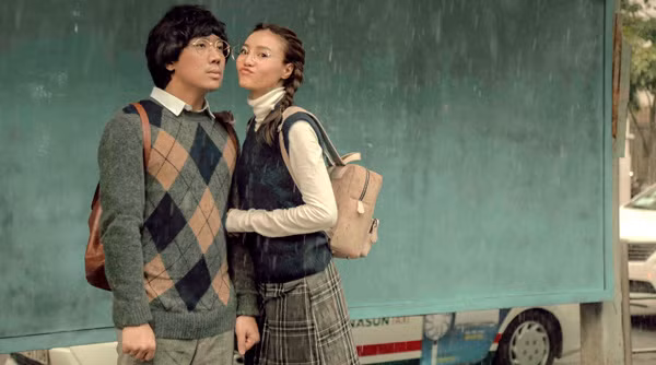 Ninh Duong Lan Ngoc hat do van om mong ca si: Sao phai co dam an xoi?-Hinh-2