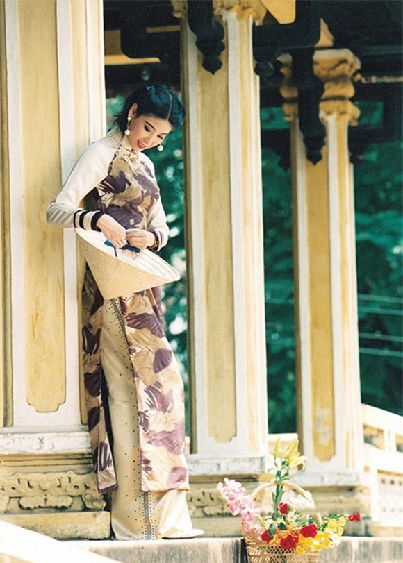 Ở góc chụp nào Hà Kiều Anh cũng toát lên vẻ đẹp thần thái.