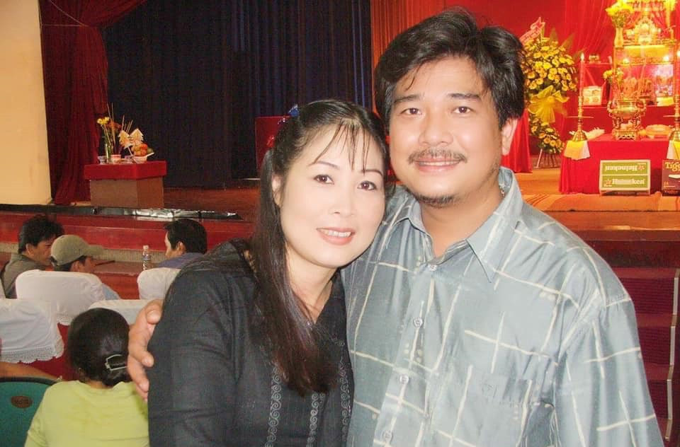 Trong dịp sinh nhật năm ngoái của Lê Tuấn Anh, Hồng Vân nói với ông xã: “20 năm qua em rất hạnh phúc. Nếu có kiếp sau, em sẽ tìm lại anh".