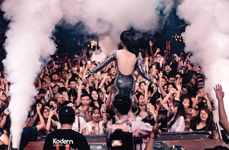 Giọng ca "Tạm biệt nhé" cho biết cô không hề cảm thấy đau đớn sau cuộc đại phẫu này.