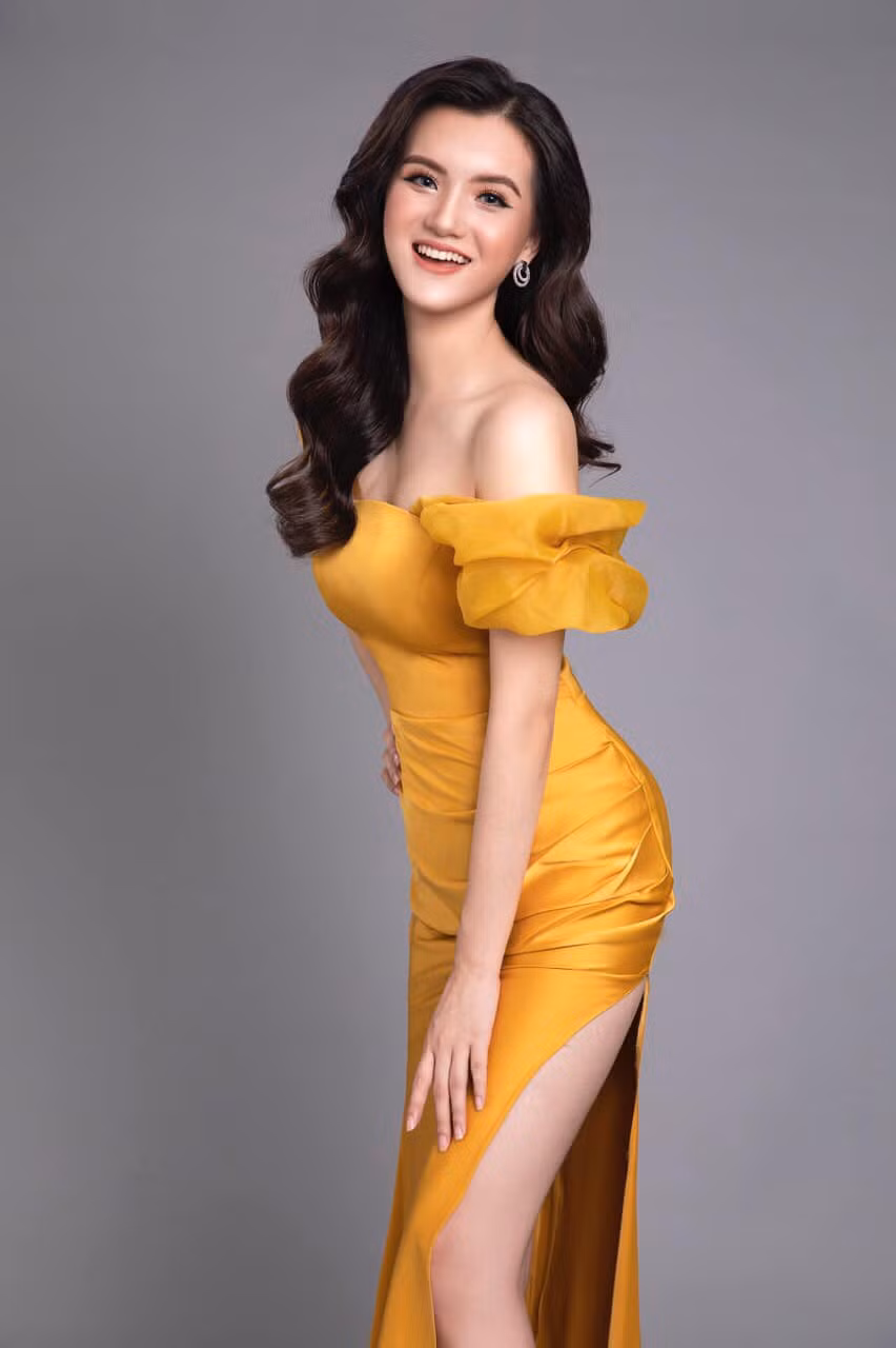 Mỹ nhân 18 tuổi từng giành giải Hoa khôi Áo dài Việt Nam - Miss Photogenic Vietnam 2019.
