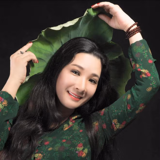 Không kinh doanh, không làm nghề tay trái, chỉ có ca hát, nhưng Thanh Thanh Hiền có cuộc sống rất khá giả.