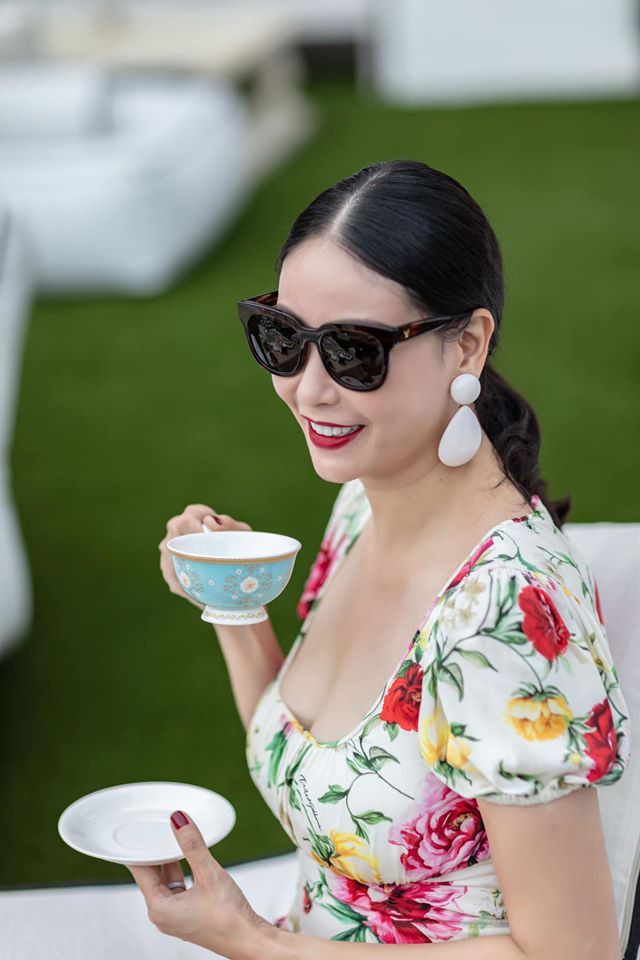 Với vai trò là giám khảo của các cuộc thi hoa hậu, xuất hiện trong nhiều sự kiện, Hà Kiều Anh cho biết, chị luôn phải chỉn chu và ý thức tập luyện giữ vóc dáng.