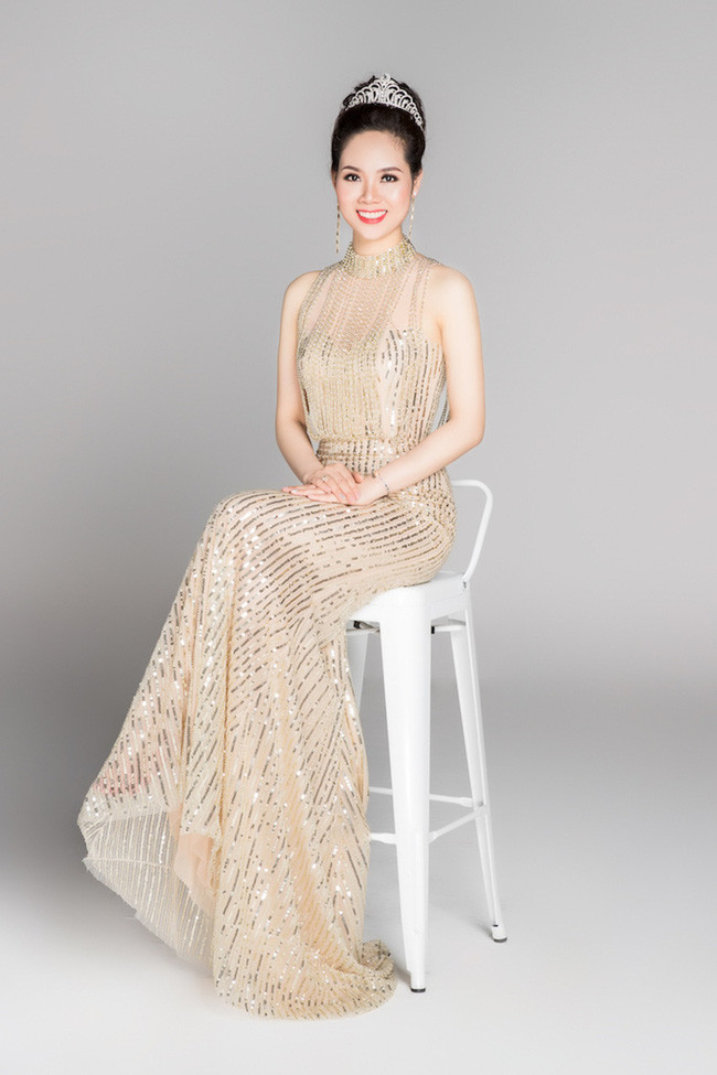 Đăng quang từ khi còn trẻ nhưng Hoa hậu Mai Phương lại chọn cho mình cuộc sống "ở ẩn" để chăm lo cho gia đình.