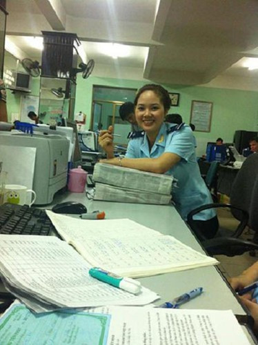 Được biết, Hoa hậu Mai Phương trở thành cán bộ hải quan tại Hải Phòng từ khi du học về nước cho tới tận bây giờ.