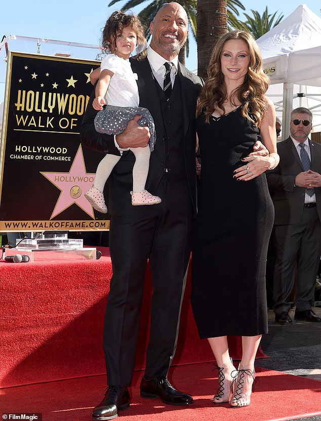 Cả nhà nam tài tử "Fast and Furious" dương tính với COVID-19 - Hình 2 Ca nha nam tai tu